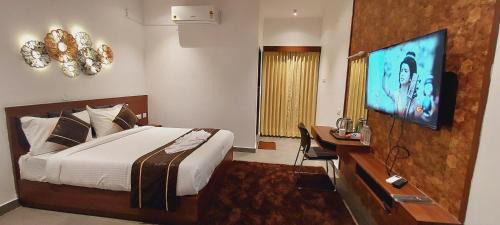 Khattalwada Hotel | Roundana Residency SIPCOT OMR Chennai - Unit of Prohotel