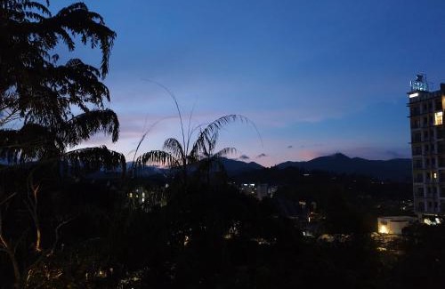 Tanah Rata House | Rovers Inn Guesthouse - Age 11 And Above Only