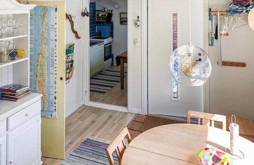 Stora Fro House | Row house in Haga Park, south of Färjestaden.