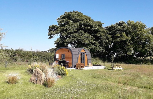 Laneast Apartment | Rowan Eco Cabin - Sleeps 2 - Valley View