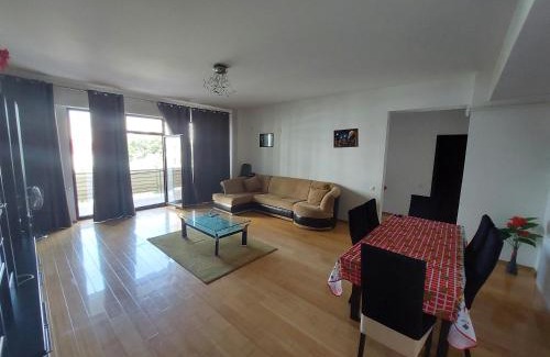 Ramnicu Valcea Apartment | Roxana apartament 3 camere
