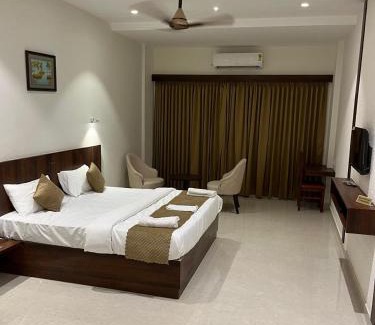 Udupi Hotel | Royal Dendoor