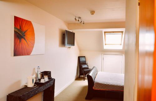 Rock Hotel | Royal Forester Country Inn