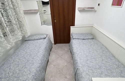 Naples City Centre Apartment | Royal House