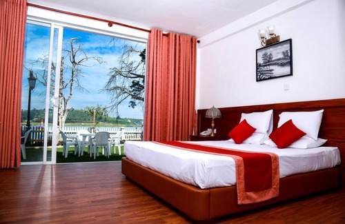 Nuwara Eliya Bed & Breakfast | Royal Lake Hotel