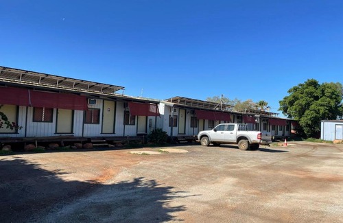 Meekatharra Hotel | Royal Mail Hotel - Meekatharra