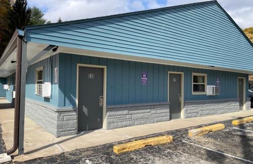 Martinsville Hotel | Royal Motel