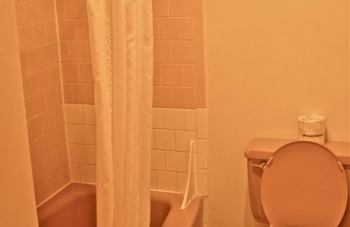 La Grande Hotel | Royal Motor Inn