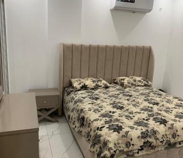 Lahore Apartment | Royal night hotel