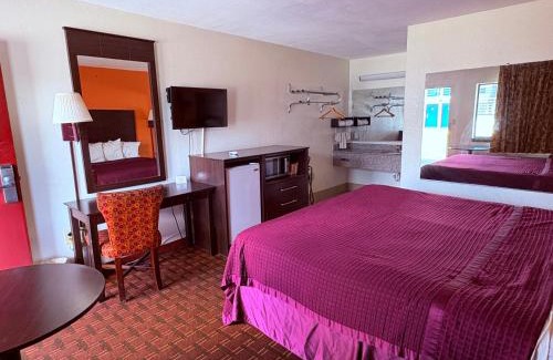 Rock Hill Hotel | Royal Regency Inn