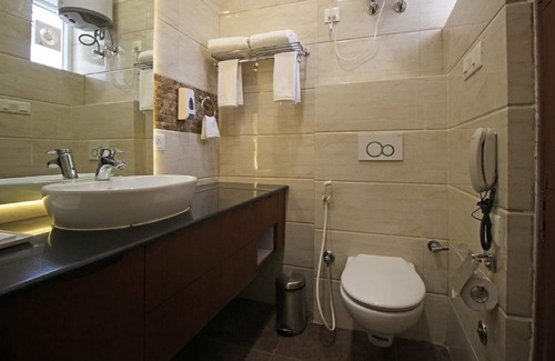 DLF City Hotel | Royal Residence On MG Road
