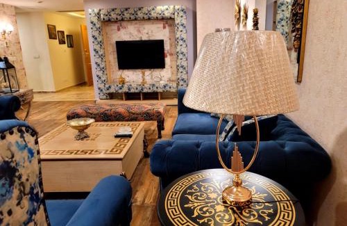 Blue Area Apartment | Royal Residencia Centaurus