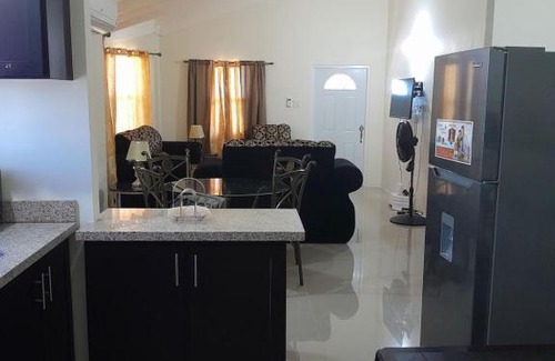 Falmouth House | Royal Touch Villa