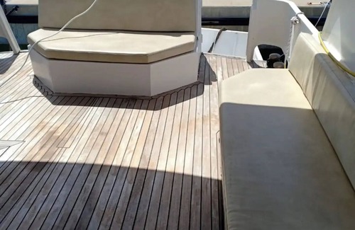 Ashkelon Boat Rental | RoyalSeaSuite Dream Getaway