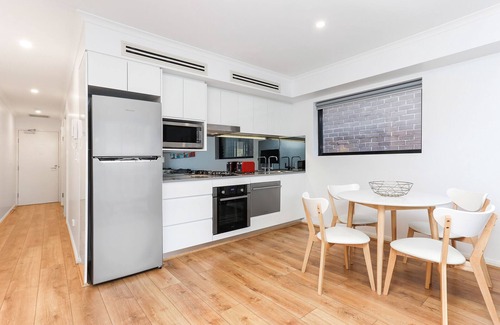 Rozelle Apartment | Rozelle Village l 1 Bedroom l Pet Friendly
