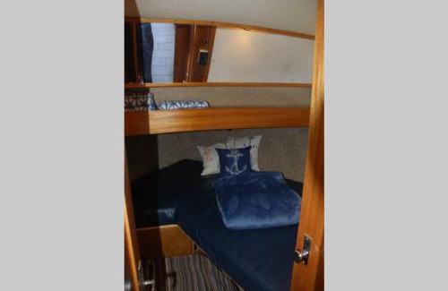 Duncans Mills House | RR Yacht Club-Private beach, Hot tub, Outdoor fun