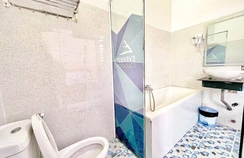 Ninh Kieu Hotel | Ruby Motel 1 CT - by BAY LUXURY