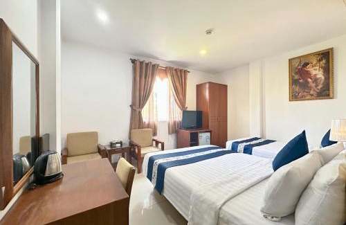 Phuong 6 Hotel | Ruby Star Hotel- Near Bến Thành Market