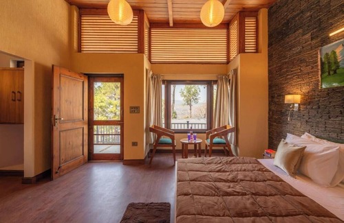 Almora Hotel | Rudraa Resort And Restaurant