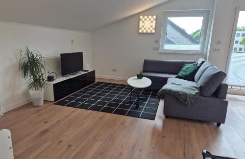 Region Hannover District Apartment | Ruhige 1-Zimmer Einliegerwohnung mit Küche und Bad in Großburgwedel