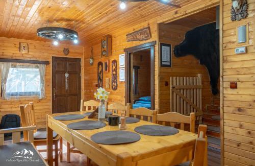 Joseni House | Rum Haz