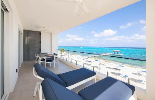 Rum Point Apartment | Rum Point Resort 208