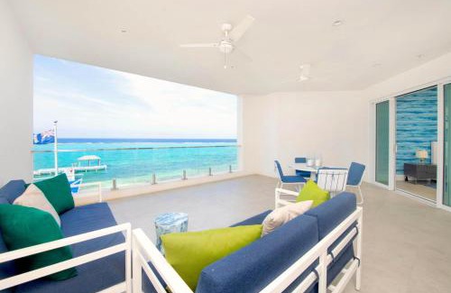 Rum Point Apartment | Rum Point Resort 305
