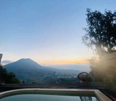 Songan Hotel | Rumah pinggan private pool