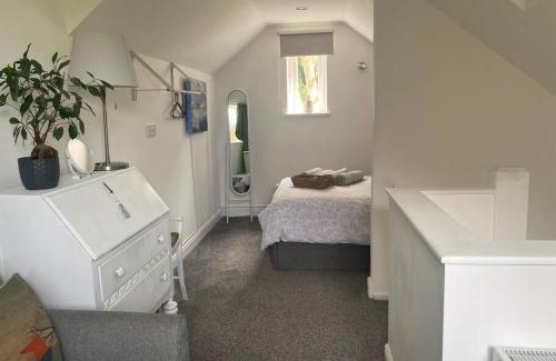 St Teath Apartment | Rural cosy retreat for two near Port Isaac