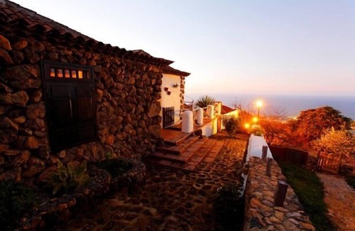 Icod de los Vinos Cottage | Rural house (full rental) Finca Los Ciruelos for 2 people
