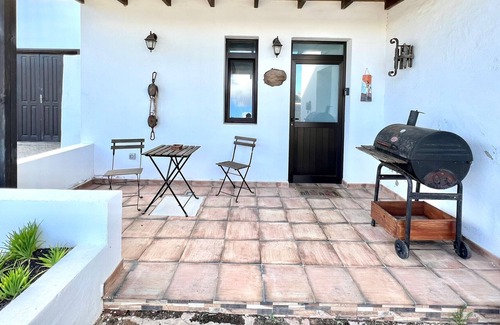 Ye Cottage | Rural House with terrace,barbecue and view