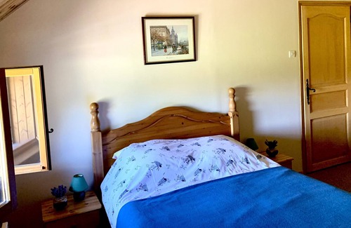 Viersat Other | Rural idyll but only a short drive to towns