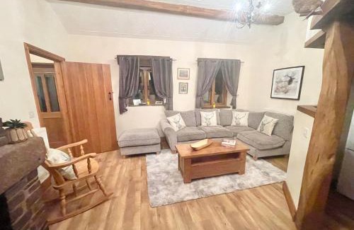 Usk House | RURAL stone barn with Log Burner, tranquil setting