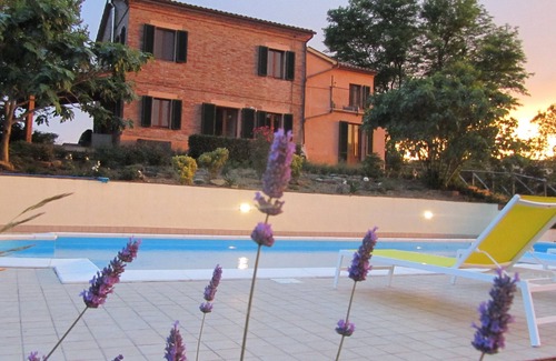 Gualdo Villa | Rural Villa, Large Private Saltwater Pool, Diving Board Mountain & Village Viewn