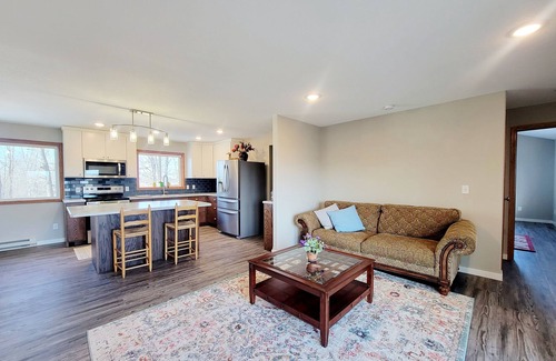 Perham House | Rush Lake, Lake View retreat. Family size house, spacious parking.