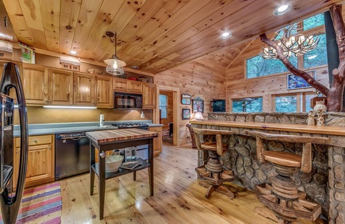 Ellijay Cabin | Rushing Creek, Private Haven, Children's Paradise, Enchanted playground