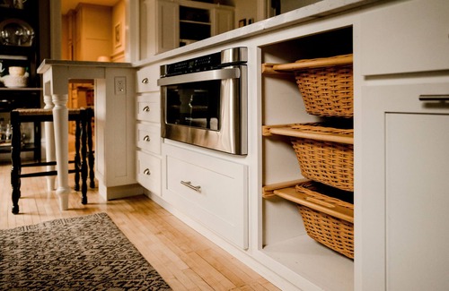 Jamestown House | Rust House Inn, Historic Arts and Crafts Style Home