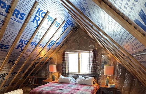 Pittsburg Cabin | Rustic cabin in Pittsburg NH with direct trail access & plenty of parking!!