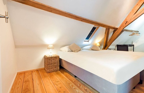 Damme Other | Rustic Farmhouse in Damme with Terrace