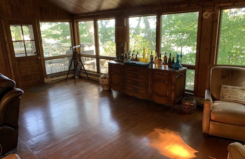 Mattituck House | Rustic Mattituck Waterfront Home w/Pool & Private Dock