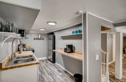 Evergreen House | Rustic Modern 3 bedroom 2.5 Mountain Escape