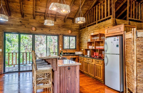 Savegre House | Rustic mountain-view home near the beach with private pool, deck, W/D, & WiFi