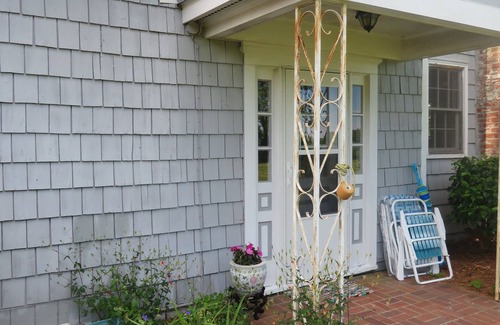 Lottsburg House | Rustic Quaint Cottage With Spectacular Views