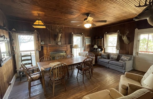 Mullin Other | Rustic Ranch House Perfect for Peaceful Getaways