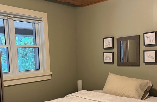 Kearney Cottage | Rustic retreat kearney