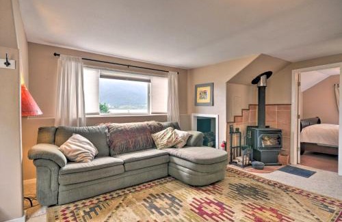 Stevenson Apartment | Rustic Stevenson Hideaway with View on the Gorge!