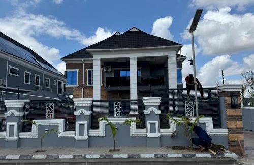 Ibadan Apartment | Ruston Castle - 3 bedroom duplex at Carlton Gate Estate