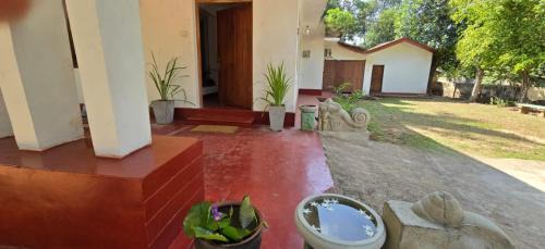 Anuradhapura Apartment | Ruwanwali Villa