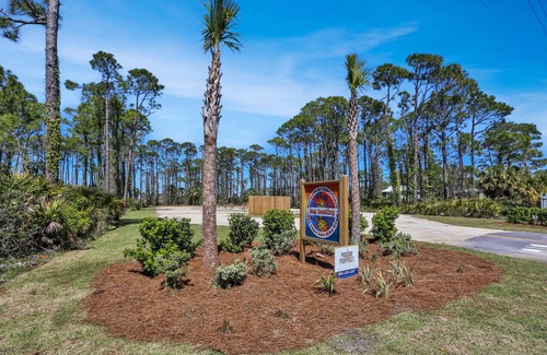 Cape San Blas RV Rental | RV Lot, Bayside, All Hookups ~ Bay Destiny 2
