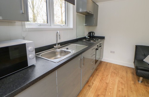 Hutton Rudby Cabin | RYEDALE POD, pet friendly, character holiday cottage in Hutton Rudby